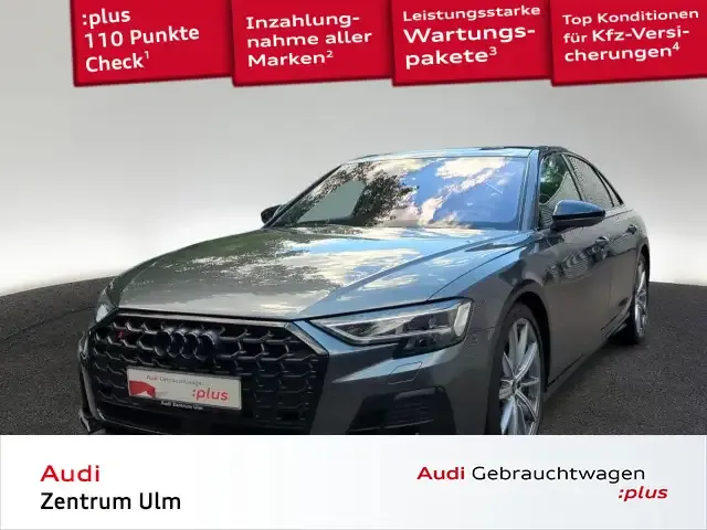 Audi S8