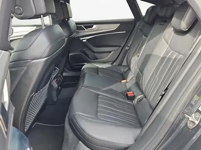 Audi S7