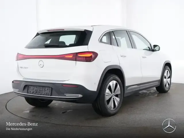 Mercedes-Benz EQA 250