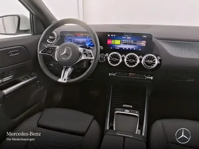 Mercedes-Benz EQA 250