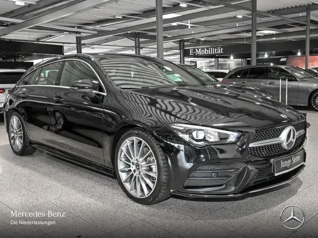 Mercedes-Benz CLA 220