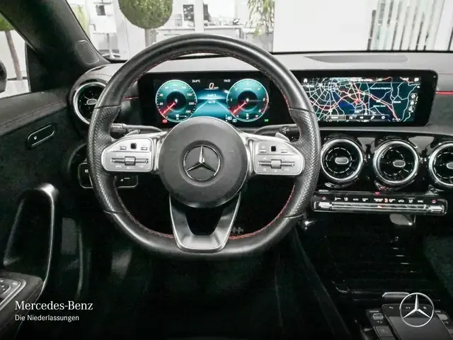 Mercedes-Benz CLA 220