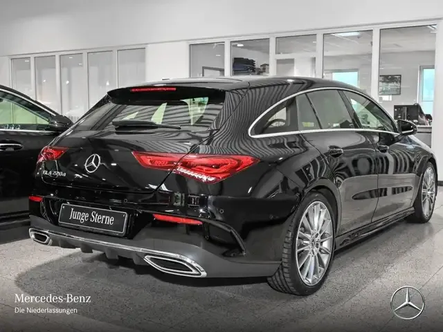 Mercedes-Benz CLA 220