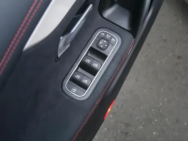 Mercedes-Benz CLA 220