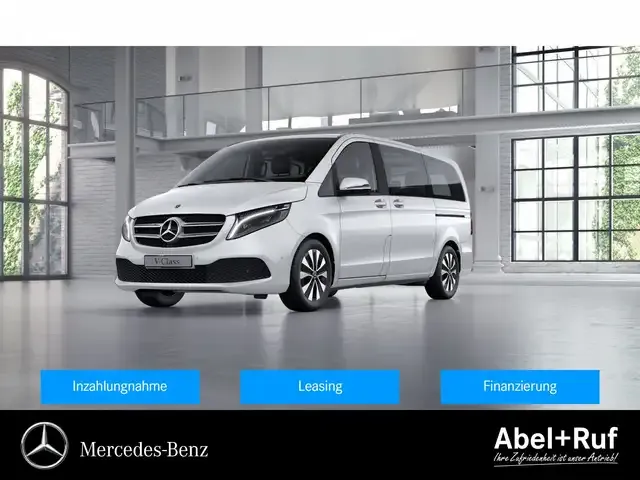 Mercedes-Benz V 220