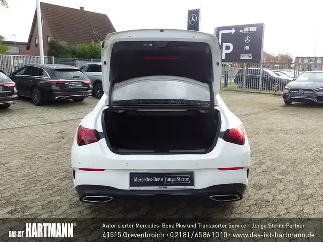 Mercedes-Benz CLA 200