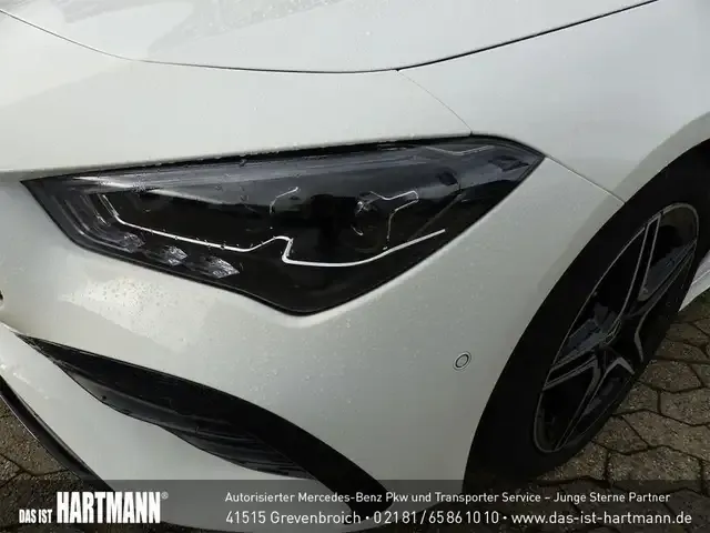 Mercedes-Benz CLA 200