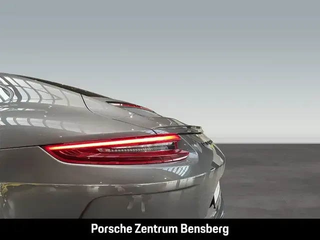 Porsche 991