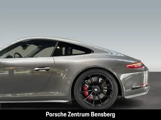 Porsche 991