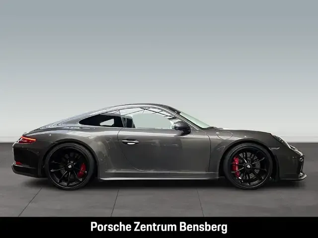 Porsche 991