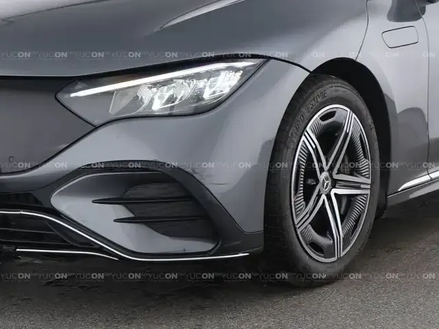 Mercedes-Benz EQE 300