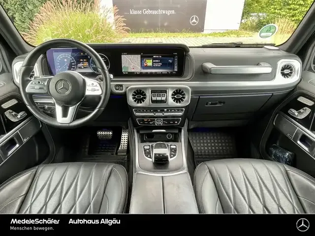 Mercedes-Benz G 400