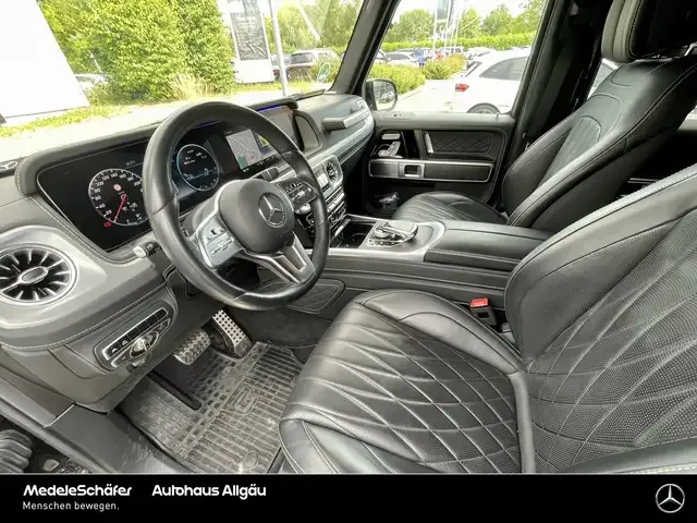 Mercedes-Benz G 400