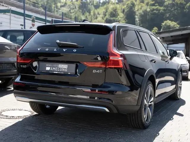 Volvo V60 Cross Country