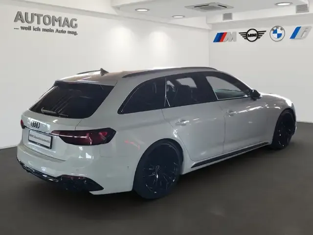 Audi RS4