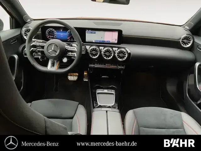 Mercedes-Benz A 45 AMG