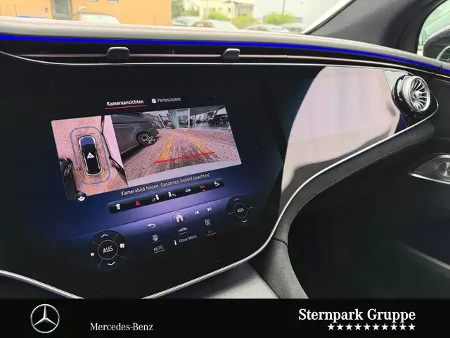 Mercedes-Benz EQE SUV