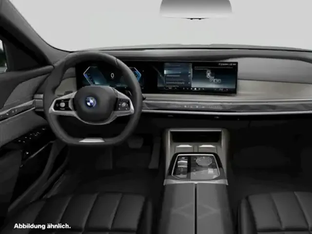 BMW 750