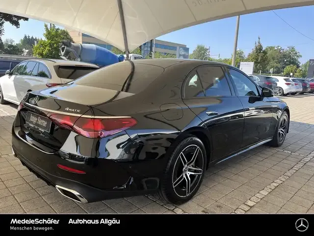 Mercedes-Benz E 400