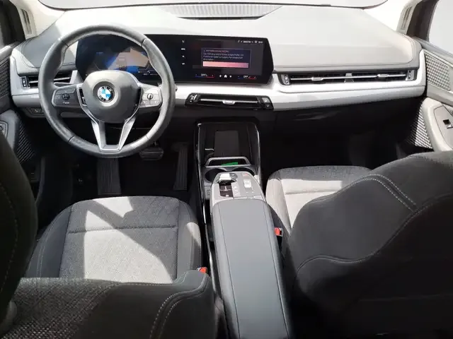 BMW 216