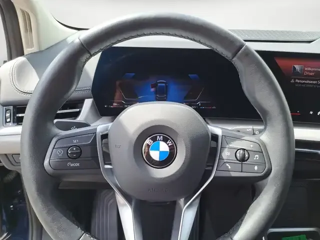 BMW 216