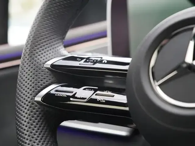 Mercedes-Benz EQE 350