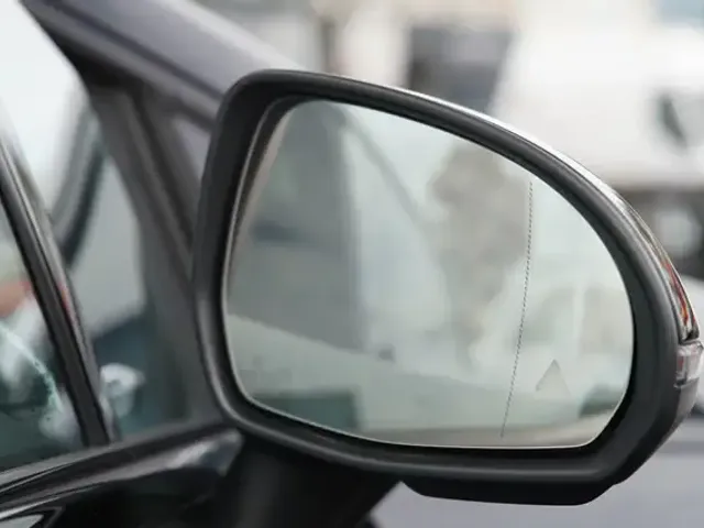 Mercedes-Benz EQE 350