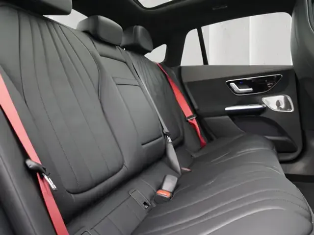 Mercedes-Benz EQE 350