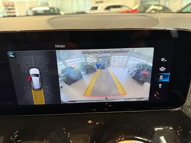 Mercedes-Benz GLB 200