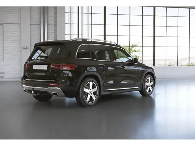 Mercedes-Benz GLB 200