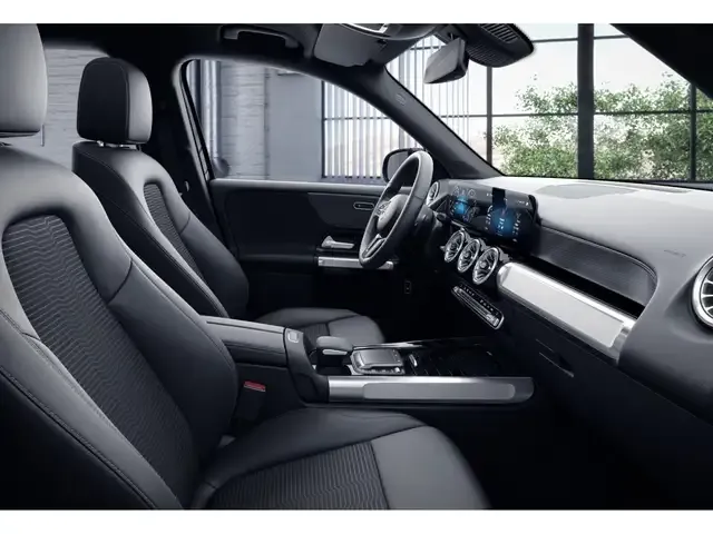 Mercedes-Benz GLB 200