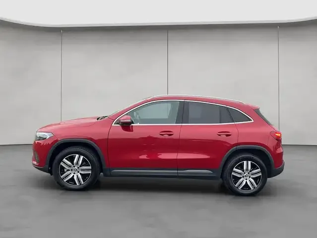 Mercedes-Benz EQA 300