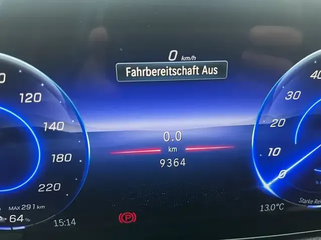 Mercedes-Benz EQA 300