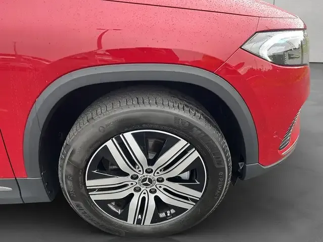 Mercedes-Benz EQA 300