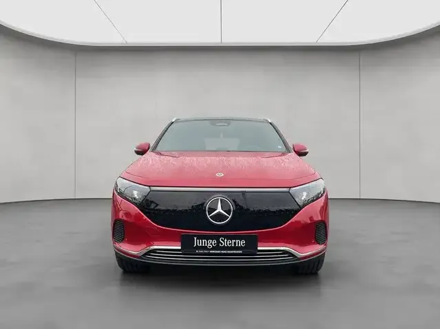 Mercedes-Benz EQA 300