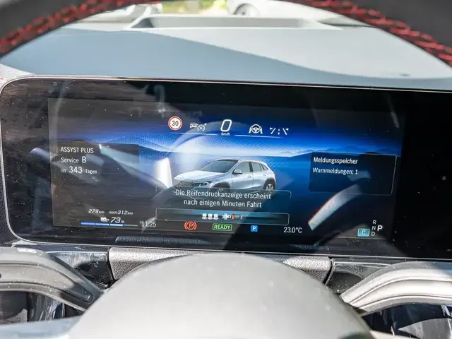 Mercedes-Benz EQA 300