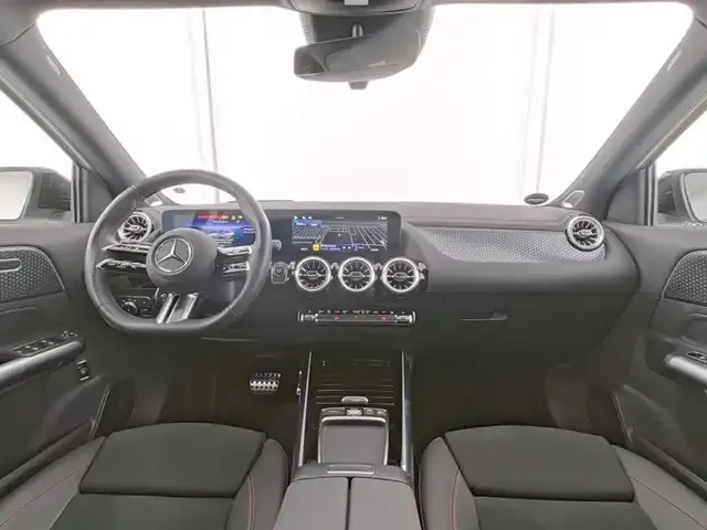 Mercedes-Benz EQA 300