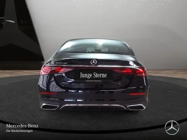 Mercedes-Benz E 300