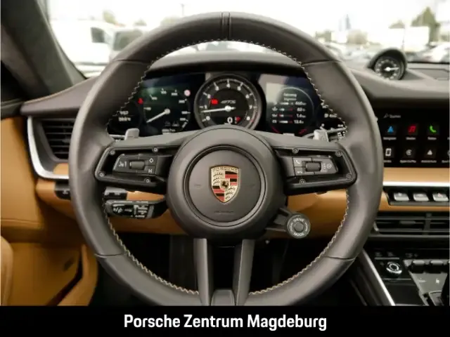 Porsche 992