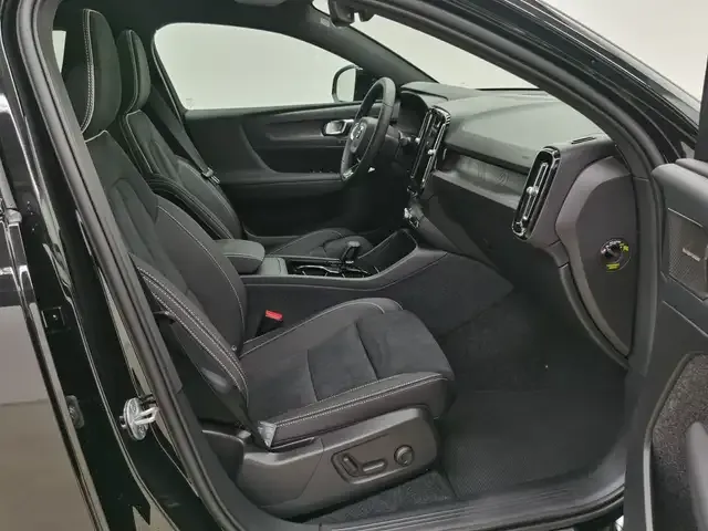 Volvo C40
