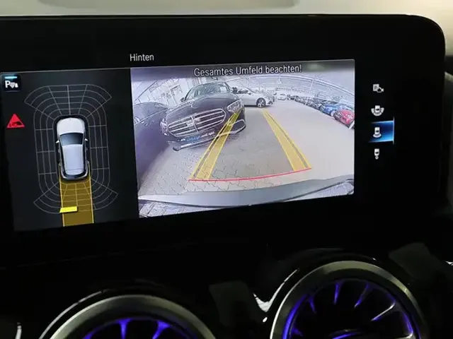 Mercedes-Benz EQA 250