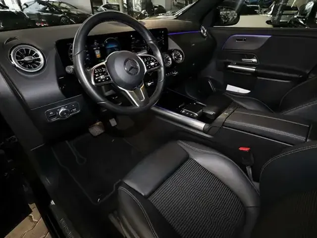 Mercedes-Benz EQA 250