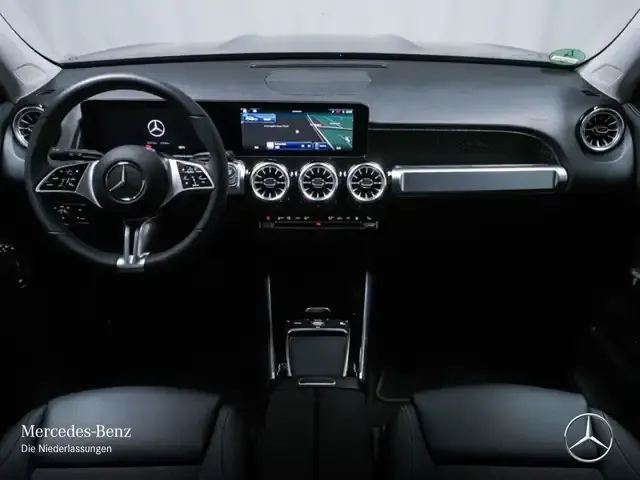 Mercedes-Benz EQB 300