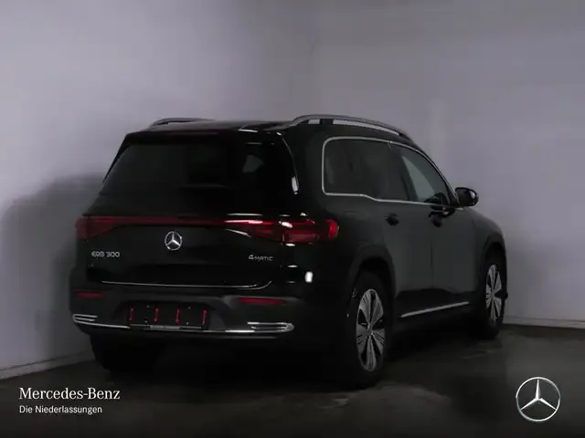 Mercedes-Benz EQB 300
