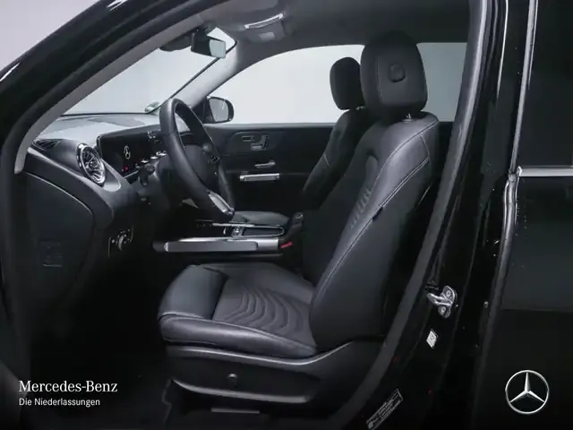 Mercedes-Benz EQB 300