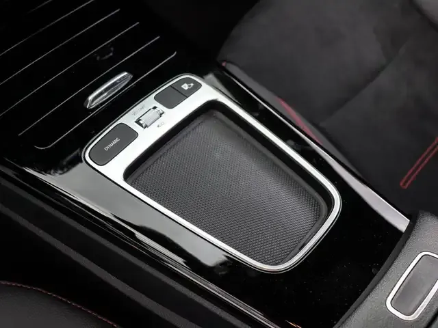 Mercedes-Benz CLA 35 AMG