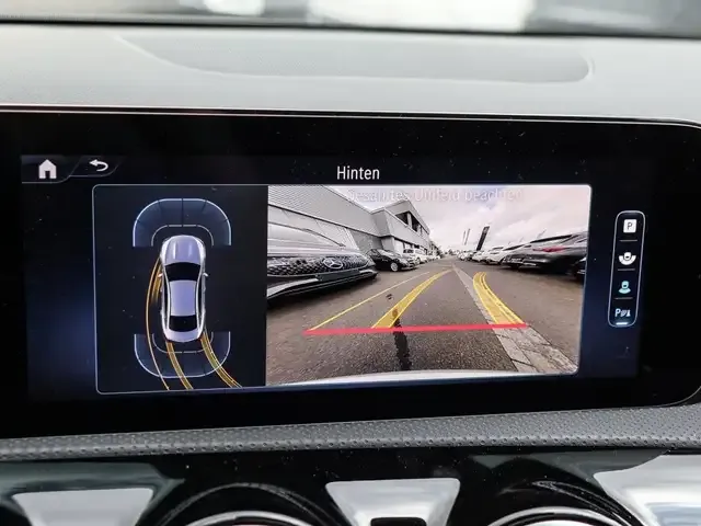 Mercedes-Benz CLA 35 AMG