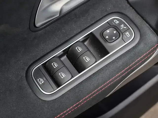 Mercedes-Benz CLA 35 AMG