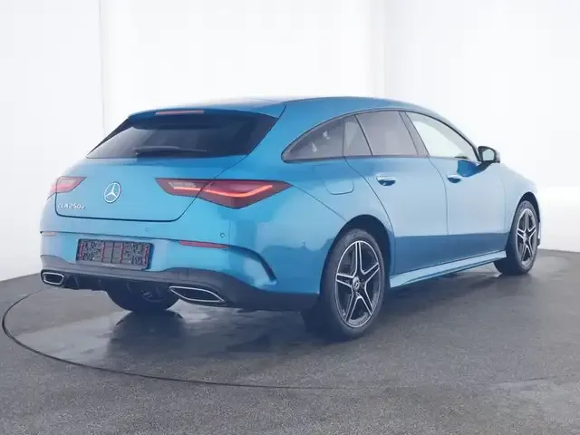 Mercedes-Benz CLA 250