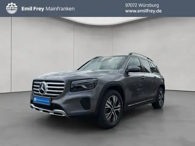 Mercedes-Benz GLB 200